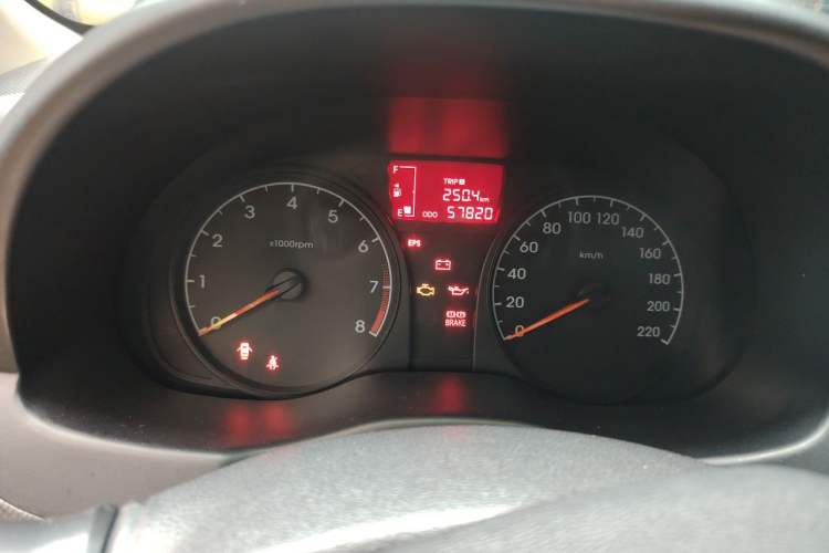 Used Hyundai Verna (older generation) 2016 1.4L Manual Smart GLS Trim Instrument Cluster