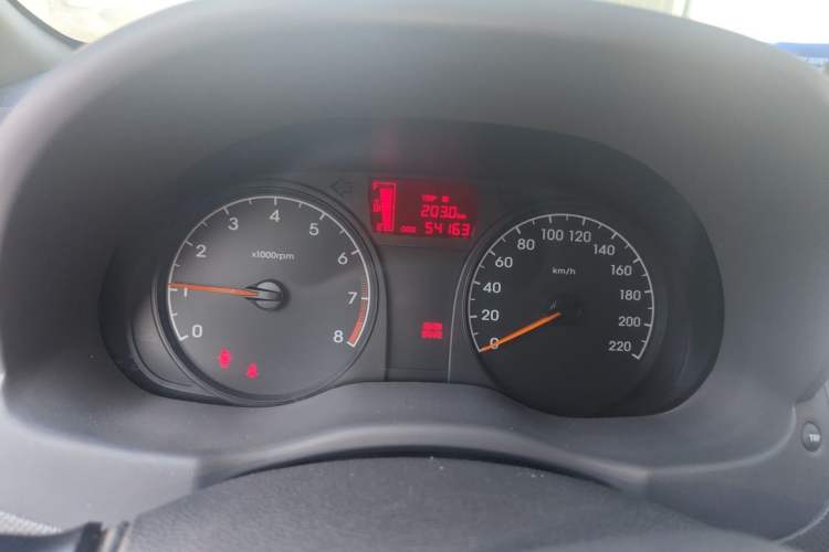 Used Hyundai Verna (older generation) 2016 1.4L Manual Smart GLS Trim Instrument Cluster
