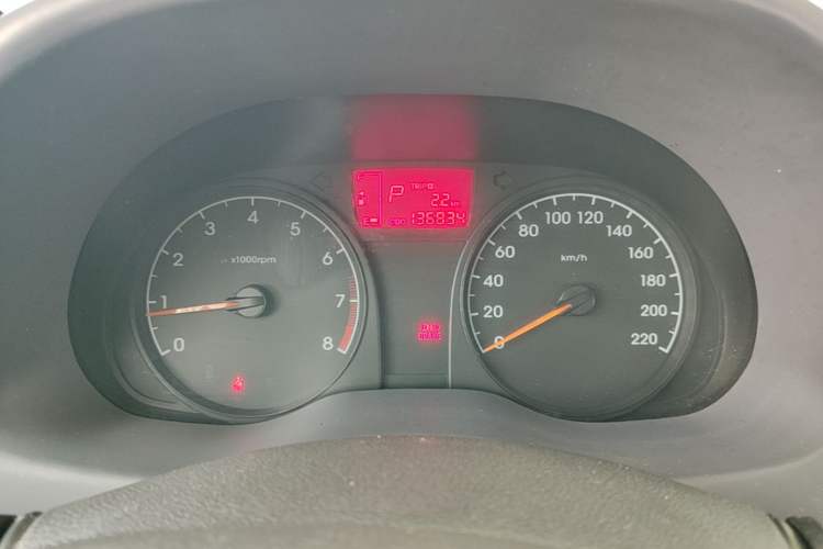 Used Hyundai Verna (older generation) 2016 1.4L Automatic Smart GLS Instrument Cluster