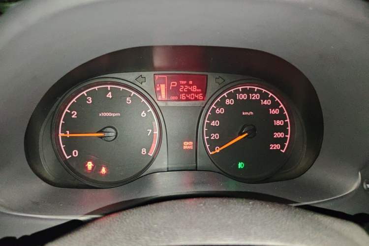 Used Hyundai Verna (older generation) 2016 1.4L Automatic Smart GLS Instrument Cluster