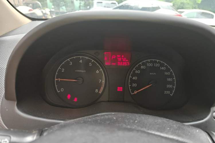 Used Hyundai Verna (older generation) 2016 1.4L Automatic Smart GLS Instrument Cluster
