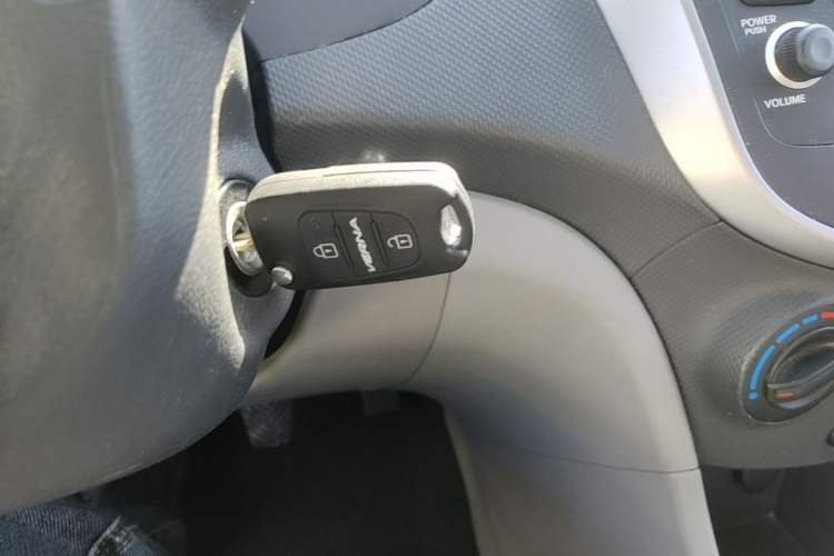 Used Hyundai Verna (older generation) 2016 1.4L Manual Smart GLS Trim Interior 1