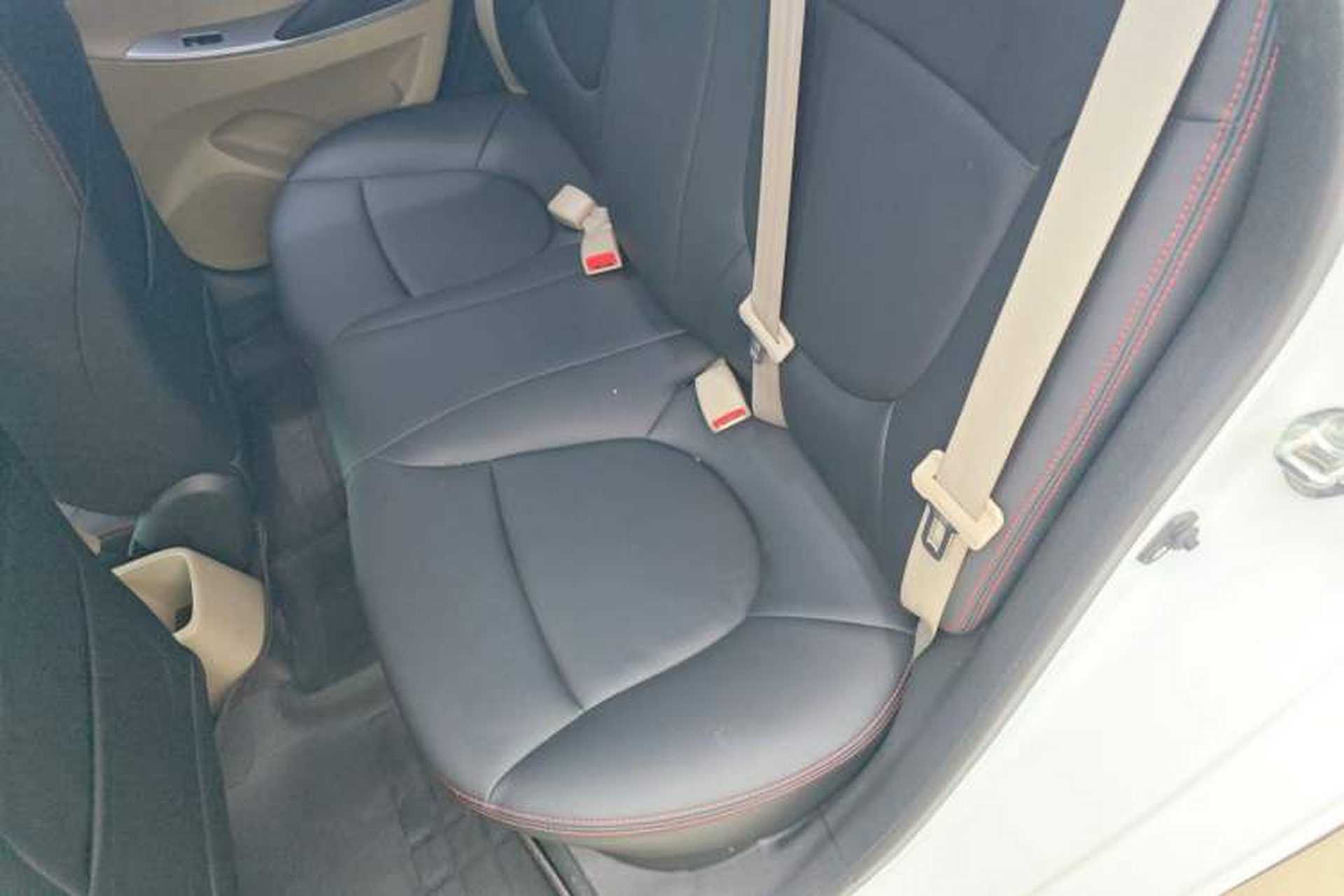 Used Hyundai Verna (older generation) 2016 1.4L Automatic Smart GLS Interior 1