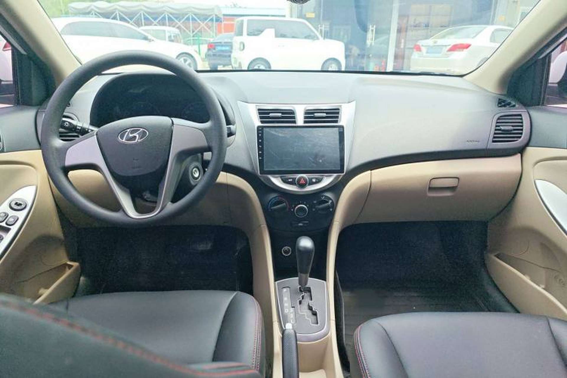 Used Hyundai Verna (older generation) 2016 1.4L Automatic Smart GLS Interior 3
