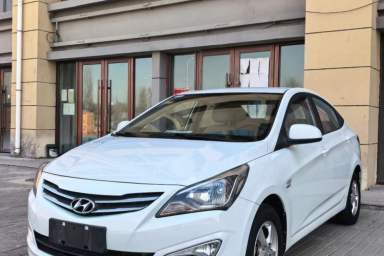 Used Hyundai Verna (older generation) 2016 1.4L Manual Smart GLS Trim