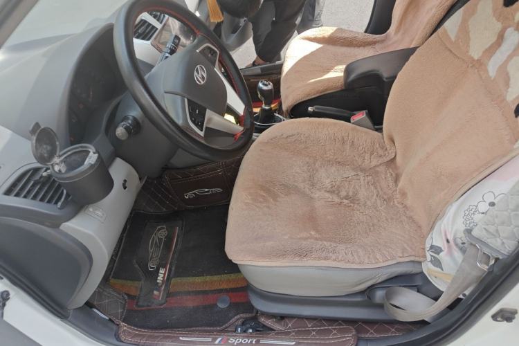 Used Hyundai Verna (older generation) 2016 1.4L Manual Smart GLS Trim Left Front Seat