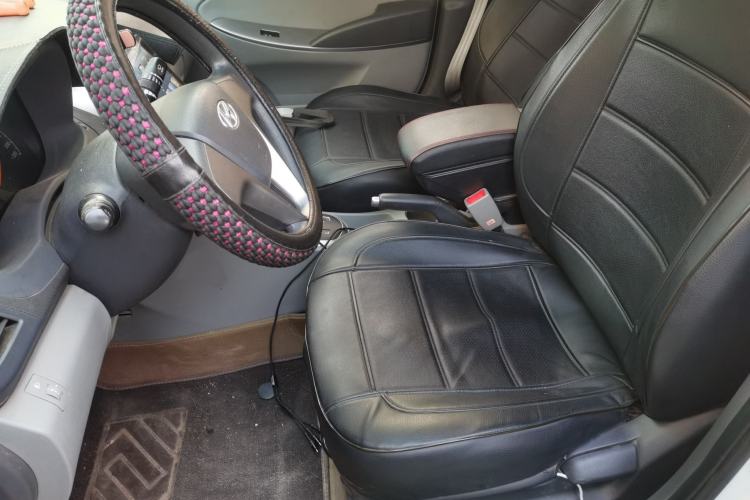 Used Hyundai Verna (older generation) 2016 1.4L Automatic Smart GLS Left Front Seat