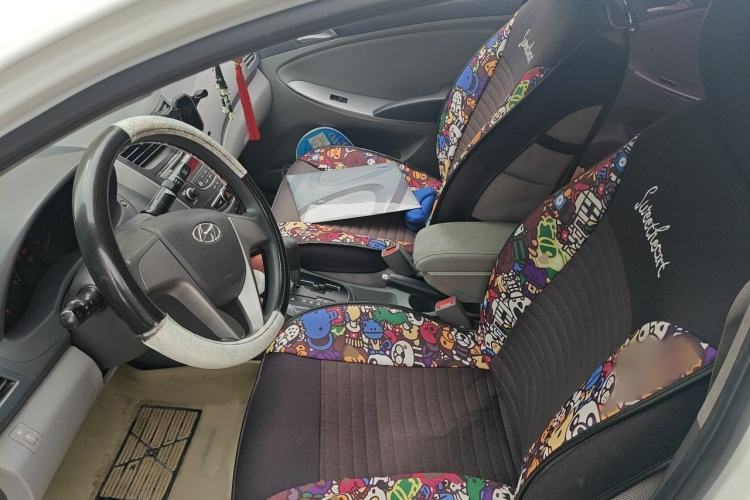 Used Hyundai Verna (older generation) 2016 1.4L Automatic Smart GLS Left Front Seat