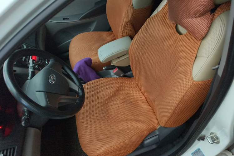 Used Hyundai Verna (older generation) 2016 1.4L Manual Smart GLS Trim Left Front Seat