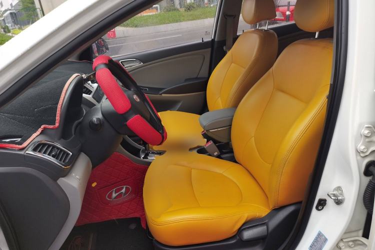 Used Hyundai Verna (older generation) 2016 1.4L Automatic Smart GLS Left Front Seat