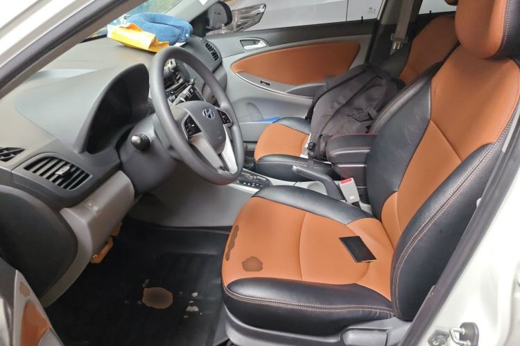 Used Hyundai Verna (older generation) 2016 1.4L Automatic Smart GLS Left Front Seat