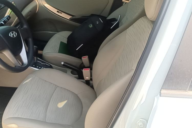 Used Hyundai Verna (older generation) 2016 1.4L Automatic Fashionable GS Model Left Front Seat