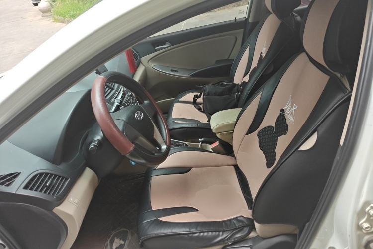 Used Hyundai Verna (older generation) 2016 1.4L Automatic Smart GLS Left Front Seat