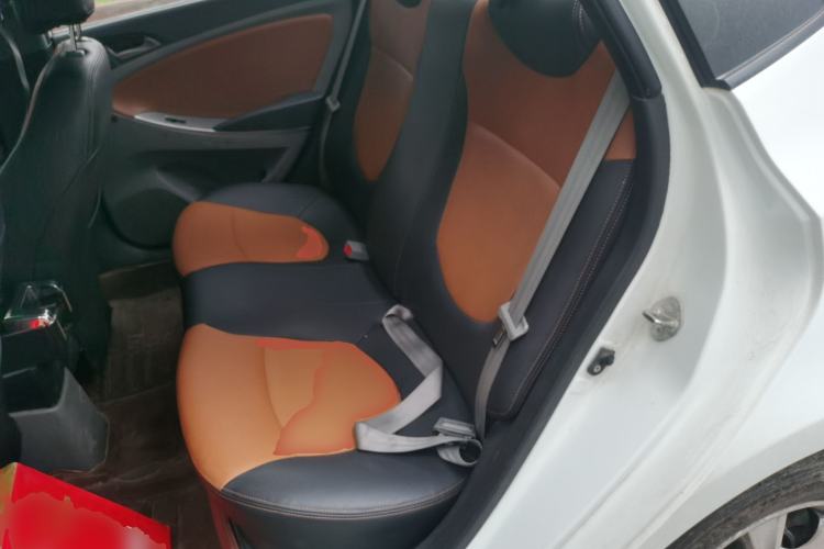 Used Hyundai Verna (older generation) 2016 1.4L Manual Smart GLS Trim Left Rear Seat