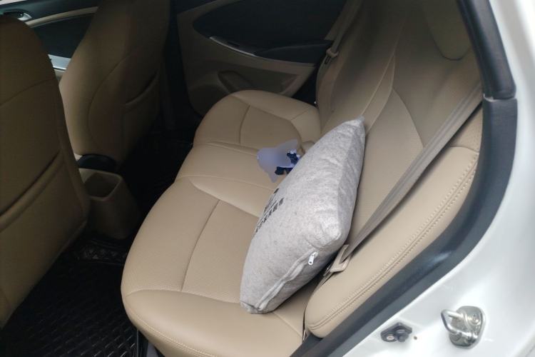 Used Hyundai Verna (older generation) 2016 1.4L Manual Smart GLS Trim Left Rear Seat