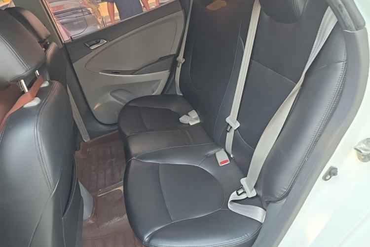 Used Hyundai Verna (older generation) 2016 1.4L Manual Smart GLS Trim Left Rear Seat