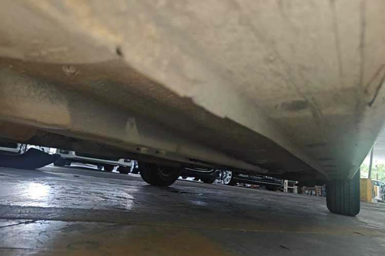 Used Hyundai Verna (older generation) 2016 1.4L Automatic Smart GLS Left Side Sill