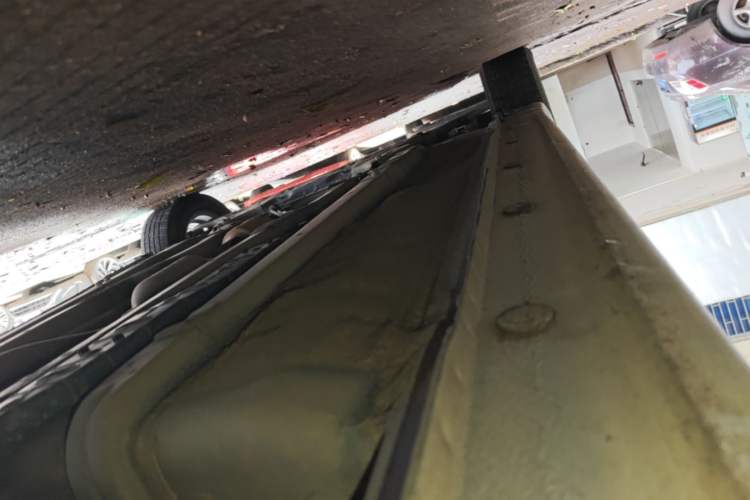 Used Hyundai Verna (older generation) 2016 1.4L Automatic Smart GLS Left Side Sill