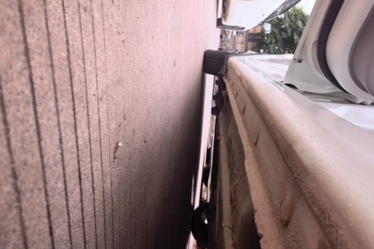 Used Hyundai Verna (older generation) 2016 1.4L Automatic Smart GLS Left Side Sill