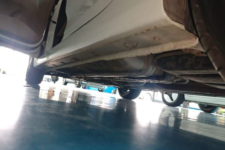 Used Hyundai Verna (older generation) 2016 1.4L Automatic Smart GLS Left Side Sill