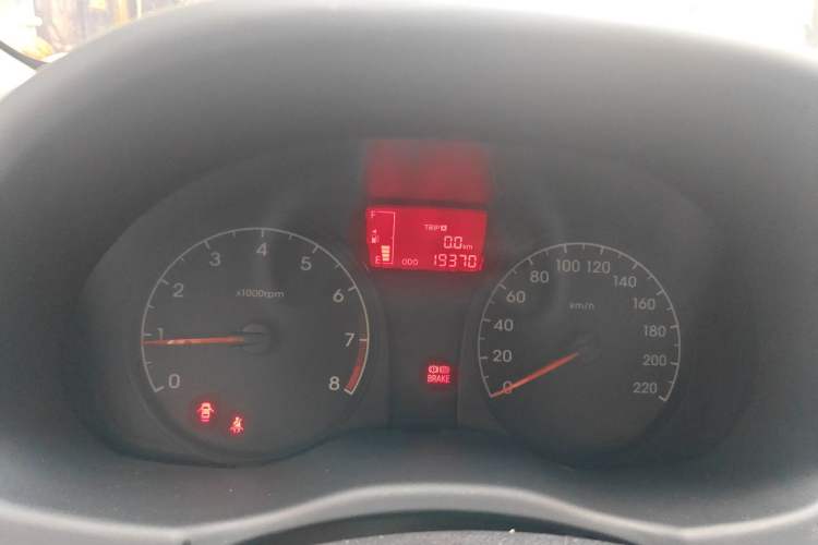Used Hyundai Verna (older generation) 2016 1.4L Manual Smart GLS Trim Odometer Close Up