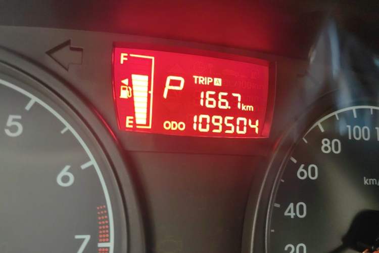 Used Hyundai Verna (older generation) 2016 1.4L Automatic Smart GLS Odometer Close Up