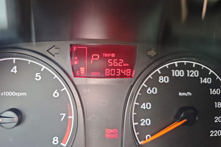 Used Hyundai Verna (older generation) 2016 1.4L Automatic Smart GLS Odometer Close Up