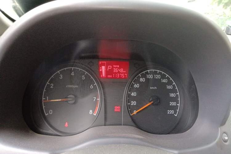 Used Hyundai Verna (older generation) 2016 1.4L Automatic Smart GLS Odometer Close Up