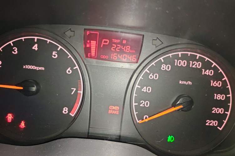 Used Hyundai Verna (older generation) 2016 1.4L Automatic Smart GLS Odometer Close Up