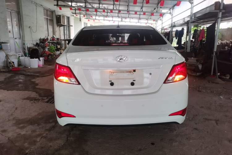 Used Hyundai Verna (older generation) 2016 1.4L Manual Smart GLS Trim Rear