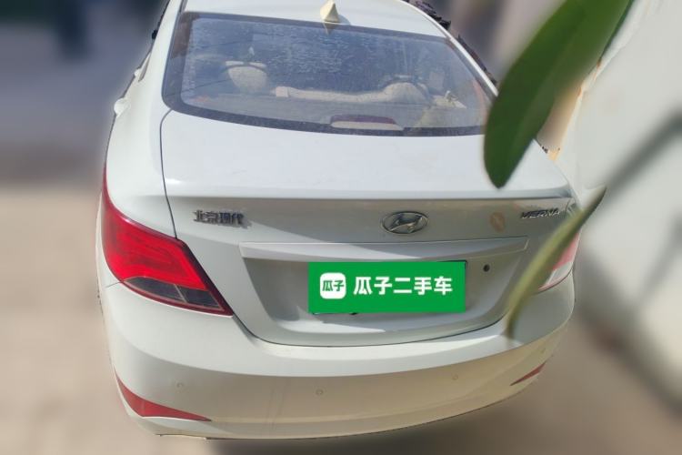 Used Hyundai Verna (older generation) 2016 1.4L Automatic Smart GLS Rear