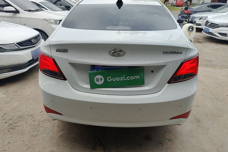 Used Hyundai Verna (older generation) 2016 1.4L Automatic Smart GLS Rear