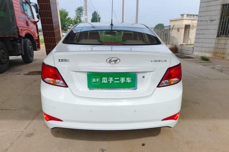 Used Hyundai Verna (older generation) 2016 1.4L Automatic Smart GLS Rear