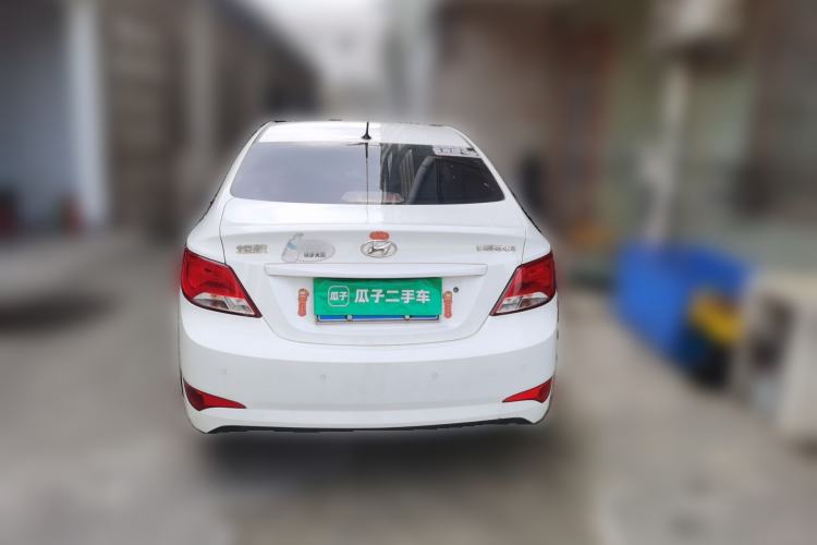 Used Hyundai Verna (older generation) 2016 1.4L Automatic Smart GLS Rear