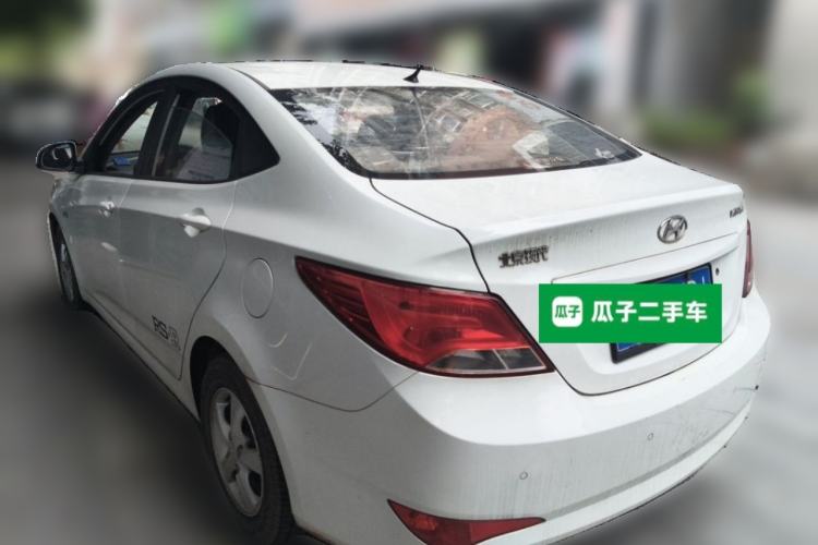 Used Hyundai Verna (older generation) 2016 1.4L Automatic Smart GLS Rear Left 45 Deg