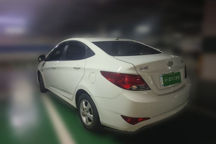 Used Hyundai Verna (older generation) 2016 1.4L Manual Smart GLS Trim Rear Left 45 Deg