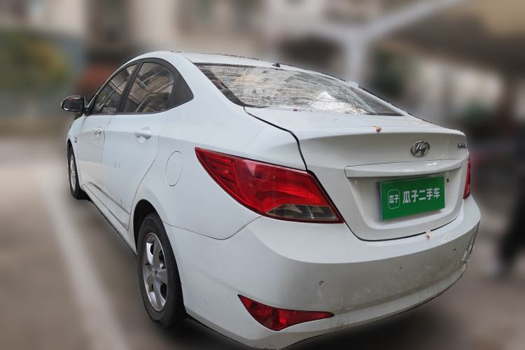 Used Hyundai Verna (older generation) 2016 1.4L Manual Smart GLS Trim Rear Left 45 Deg