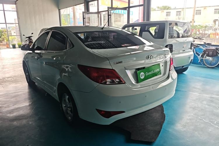 Used Hyundai Verna (older generation) 2016 1.4L Automatic Smart GLS Rear Left 45 Deg