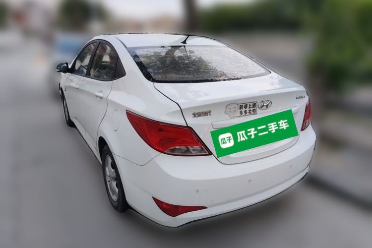 Used Hyundai Verna (older generation) 2016 1.4L Automatic Smart GLS Rear Left 45 Deg