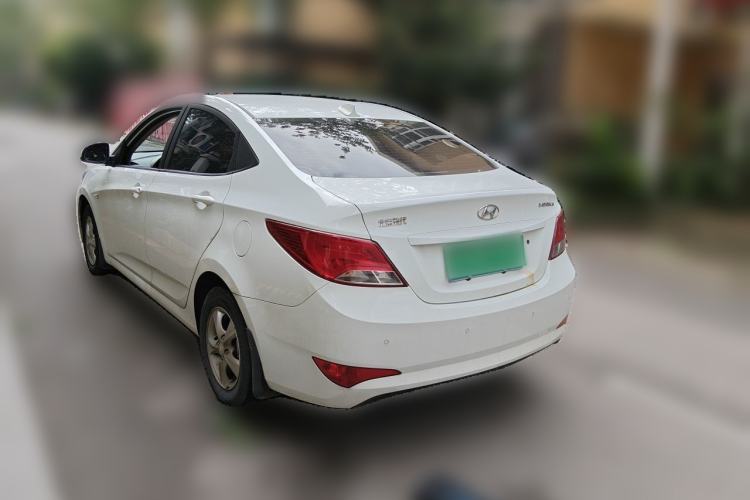 Used Hyundai Verna (older generation) 2016 1.4L Automatic Smart GLS Rear Left 45 Deg