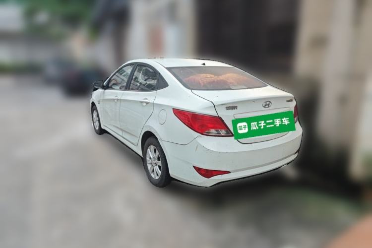 Used Hyundai Verna (older generation) 2016 1.4L Automatic Fashionable GS Model Rear Left 45 Deg