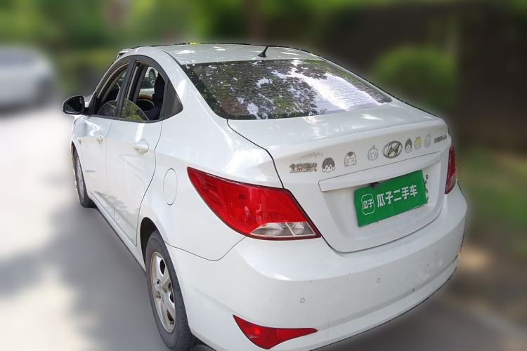 Used Hyundai Verna (older generation) 2016 1.4L Automatic Smart GLS Rear Left 45 Deg