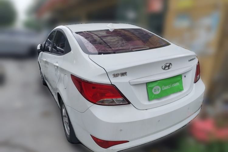 Used Hyundai Verna (older generation) 2016 1.4L Automatic Smart GLS Rear Left 45 Deg