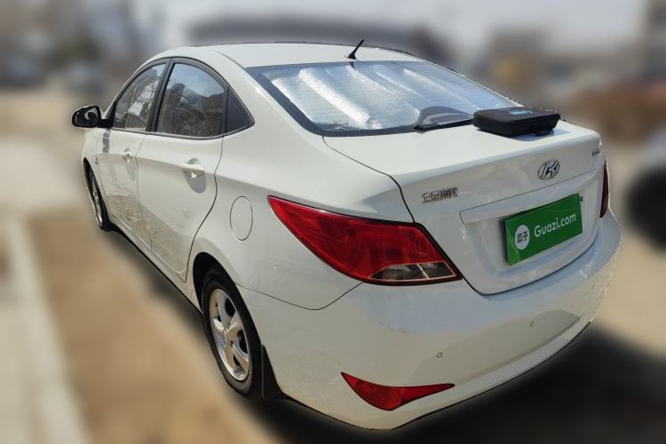Used Hyundai Verna (older generation) 2016 1.4L Manual Smart GLS Trim Rear Left 45 Deg