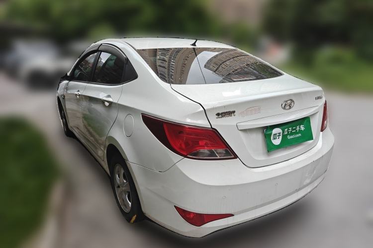 Used Hyundai Verna (older generation) 2016 1.4L Automatic Smart GLS Rear Left 45 Deg