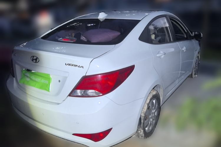 Used Hyundai Verna (older generation) 2016 1.4L Manual Fashion GS Rear Right 45 Deg