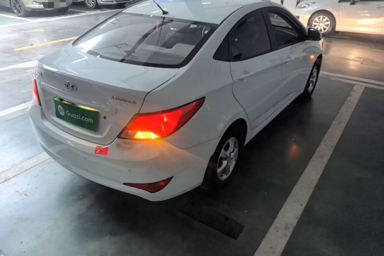 Used Hyundai Verna (older generation) 2016 1.4L Automatic Smart GLS Rear Right 45 Deg