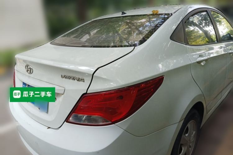 Used Hyundai Verna (older generation) 2016 1.4L Automatic Smart GLS Rear Right 45 Deg