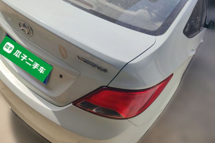 Used Hyundai Verna (older generation) 2016 1.4L Automatic Smart GLS Rear Right 45 Deg