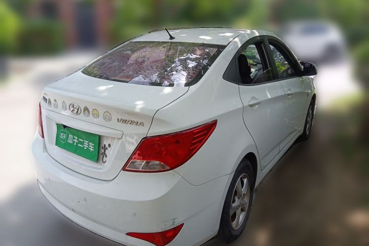 Used Hyundai Verna (older generation) 2016 1.4L Automatic Smart GLS Rear Right 45 Deg